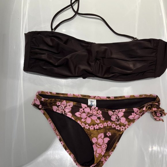 NWOT: Bikini Bay bandeau and Shelby Swimwear Bottom - Picture 2 of 8